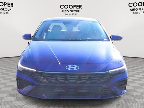 New 2026 Hyundai Elantra Limited image 2