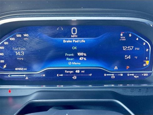 Used 2023 Chevrolet Suburban Premier image 12