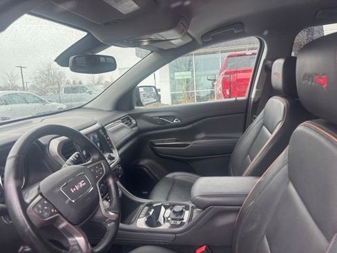 Used 2023 GMC Acadia AT4 w/ Preferred Package image 10