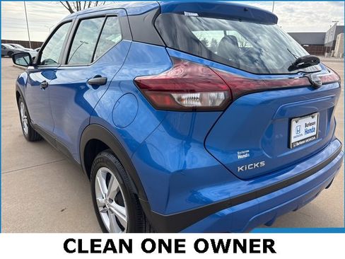 Used 2025 Nissan Kicks Play S image 4