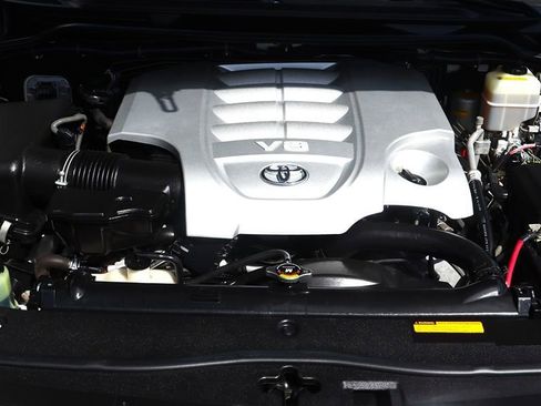 Used 2008 Toyota Land Cruiser image 56