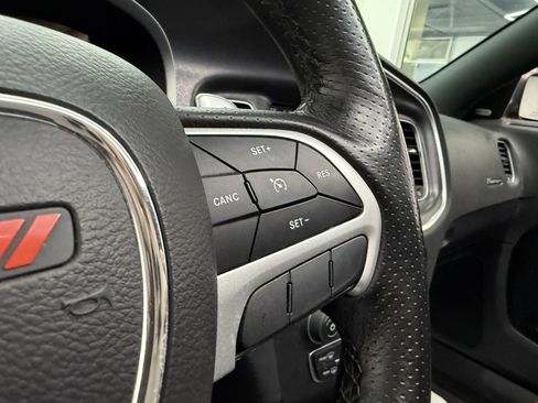 Used 2018 Dodge Charger R/T image 16