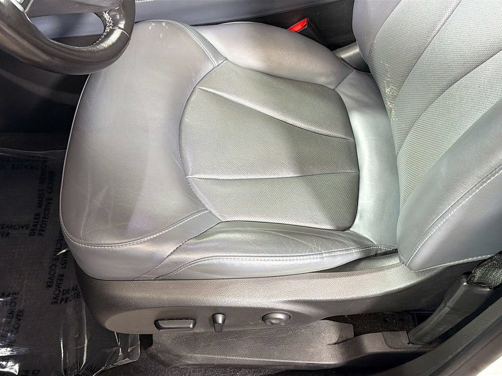 Used 2019 Buick Envision Essence AWD/4WD image 20