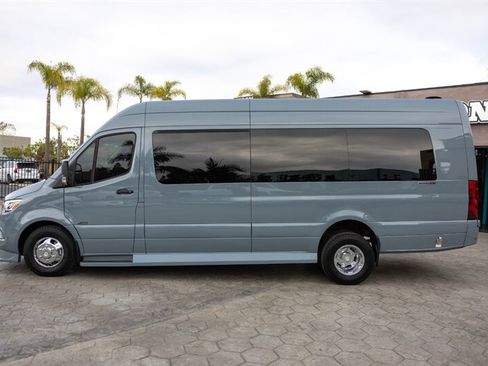 Used 2023 Mercedes-Benz Sprinter 3500 w/ Parking Package image 6