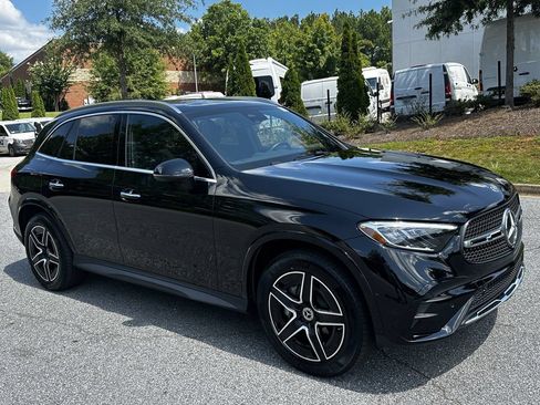Certified 2026 Mercedes-Benz GLC 300 image 2