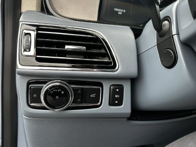 Certified 2020 Lincoln Navigator Black Label w/ Cargo Convenience Package AWD/4WD image 29