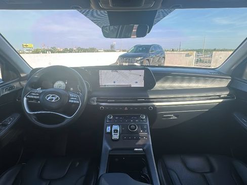 Used 2023 Hyundai Palisade Limited FWD image 22