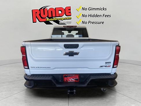 New 2026 Chevrolet Silverado 2500 ZR2 image 4