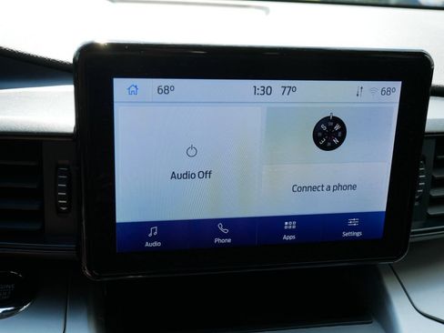 Used 2022 Ford Explorer XLT AWD/4WD image 22