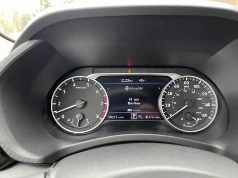 Used 2025 Nissan Sentra SV image 10