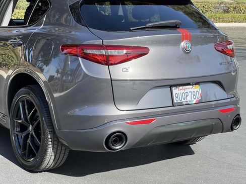 Used 2020 Alfa Romeo Stelvio Ti w/ Nero Edizione image 44