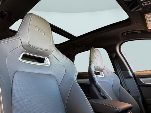 New 2026 Jaguar F-PACE R-Dynamic S AWD/4WD image 8