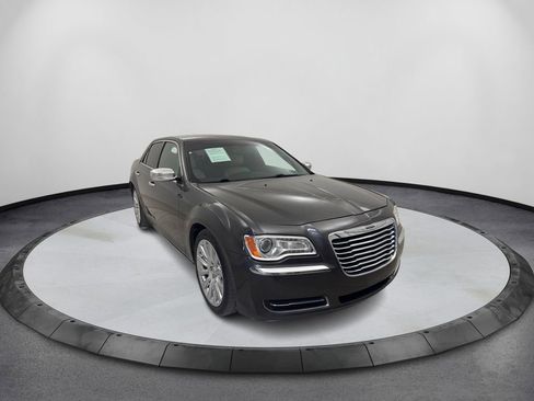 Used 2014 Chrysler 300 Uptown Edition w/ Quick Order Package 22M image 3