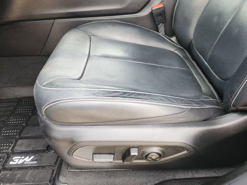 Used 2023 Jeep Grand Cherokee L Overland w/ Rear Seat Video Group I image 22