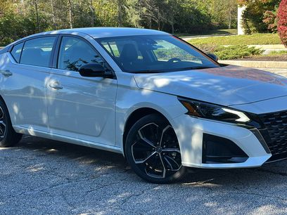 New 2025 Nissan Altima 2.5 SR