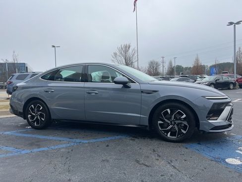 Used 2024 Hyundai Sonata SEL image 4