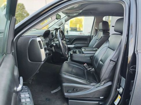 Used 2018 Chevrolet Silverado 3500 LT w/ LT Convenience Package image 10