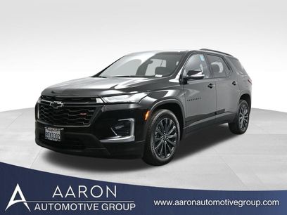 Used 2023 Chevrolet Traverse RS