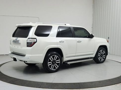 Used 2019 Toyota 4Runner Limited AWD/4WD image 7