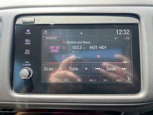 Used 2022 Honda HR-V EX image 29