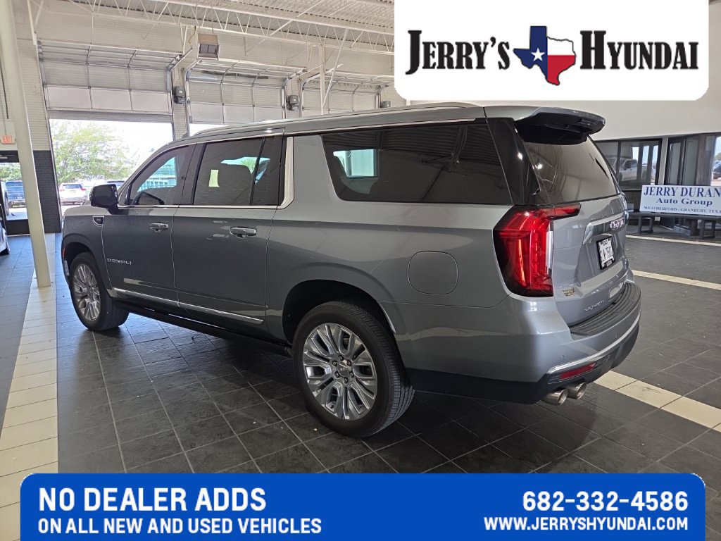 Used 2023 GMC Yukon XL Denali RWD image 6