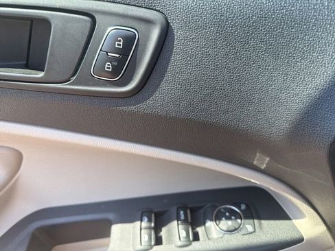 Certified 2018 Ford EcoSport S FWD image 12