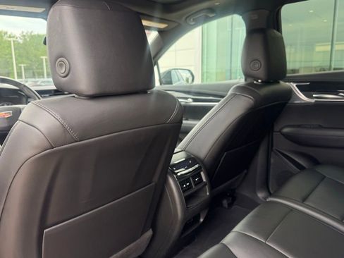 Used 2024 Cadillac XT5 Premium Luxury AWD/4WD image 16
