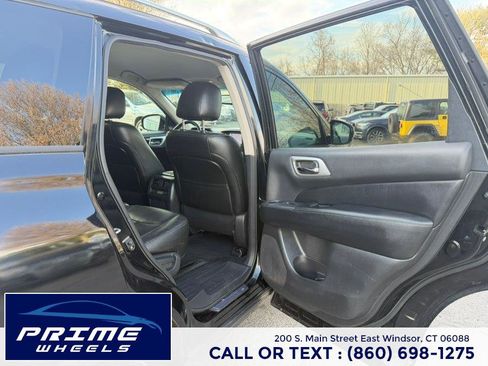 Used 2014 Nissan Pathfinder SL w/ SL Tech Package image 15
