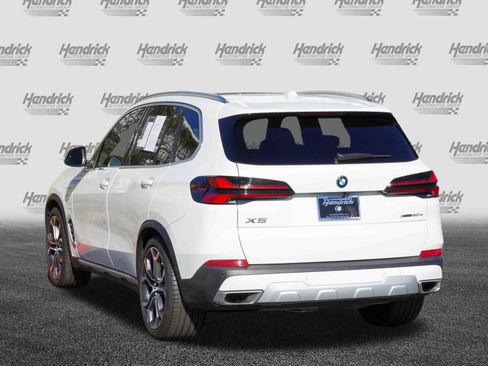 Certified 2025 BMW X5 xDrive50e w/ Premium Package image 7