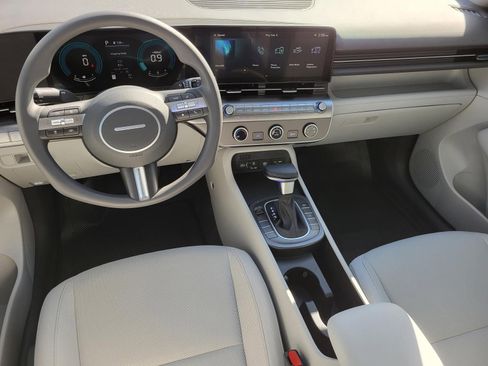 New 2026 Hyundai Kona SE FWD image 12