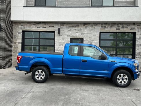 Used 2015 Ford F150 XL w/ Equipment Group 101A Mid AWD/4WD image 2