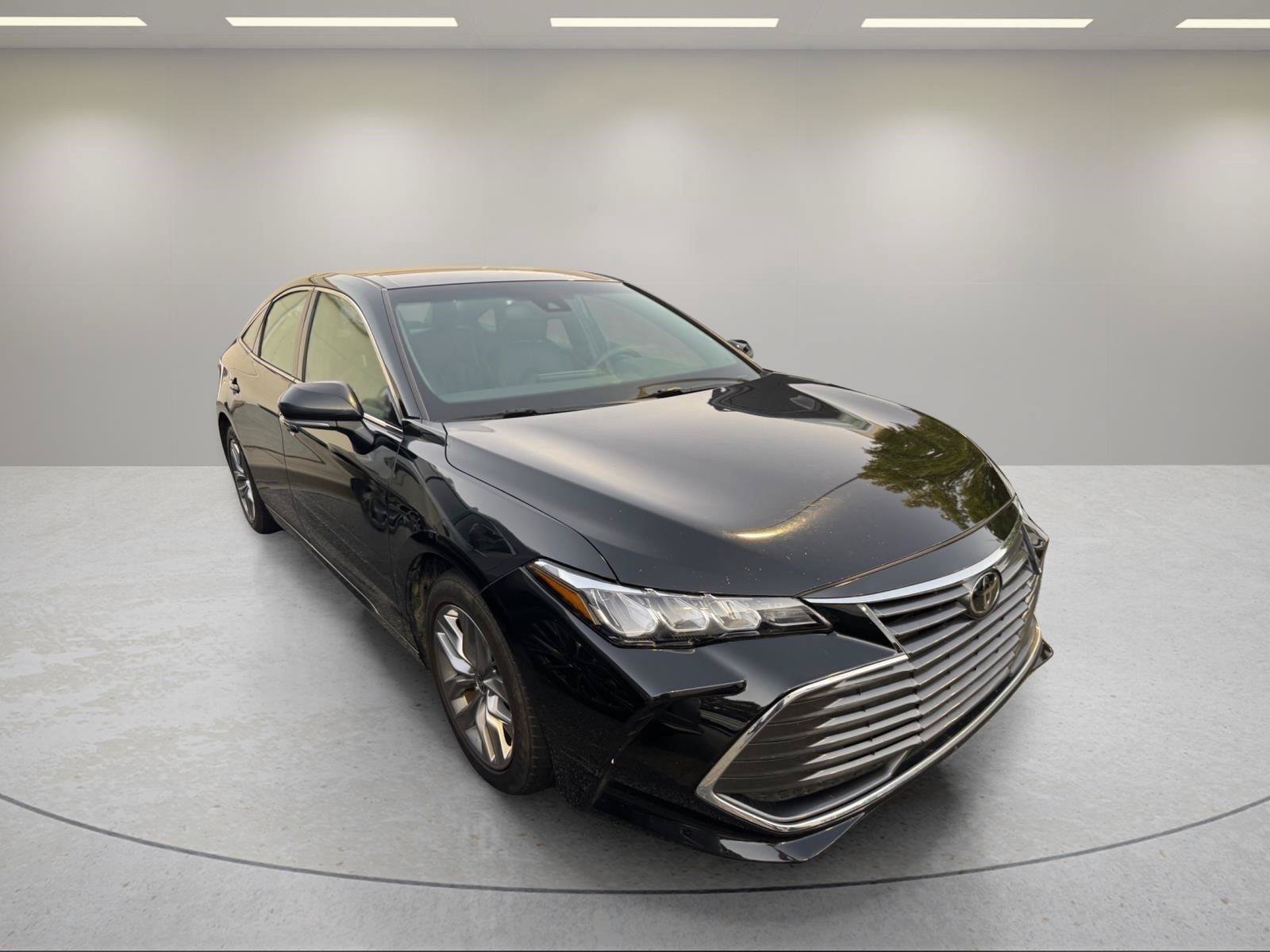 Used 2022 Toyota Avalon XLE FWD image 18