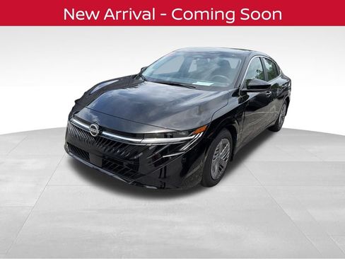 Used 2026 Nissan Sentra S w/ S Cold Weather Package FWD image 2