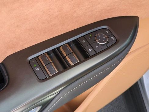 Used 2023 Lexus RZ 450e Premium w/ Accessory Package (P5) image 15