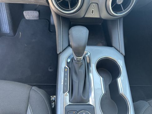 Used 2025 Chevrolet Blazer LT image 29