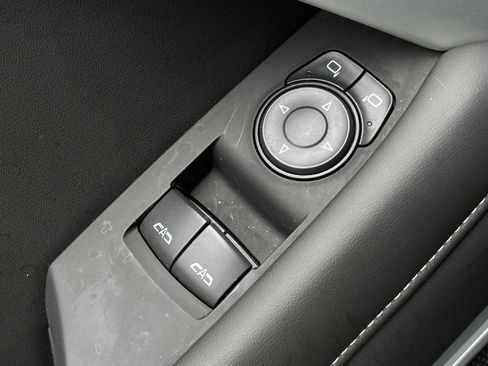 Used 2021 Chevrolet Camaro SS RWD image 11