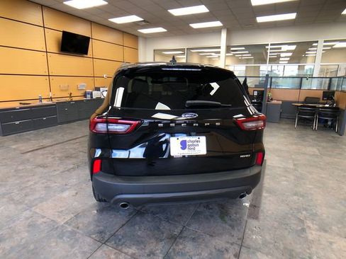 Used 2025 Ford Escape ST-Line AWD/4WD image 6