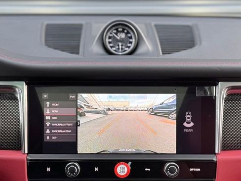New 2026 Porsche Macan GTS AWD/4WD image 31