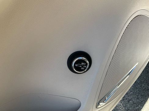 Used 2022 Buick Envision Avenir w/ Technology Package II AWD/4WD image 24