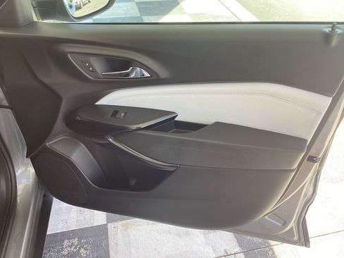 Used 2025 Chevrolet Trax LT image 22