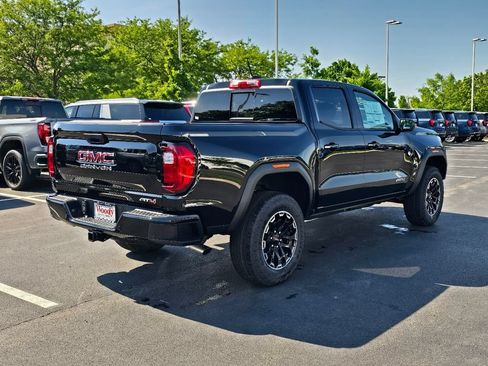 New 2026 GMC Canyon AT4 w/ AT4 Premium Package AWD/4WD image 8