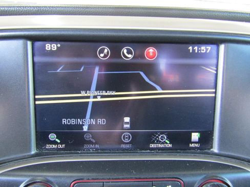 Used 2015 GMC Sierra 2500 Denali w/ Duramax Plus Package AWD/4WD image 19