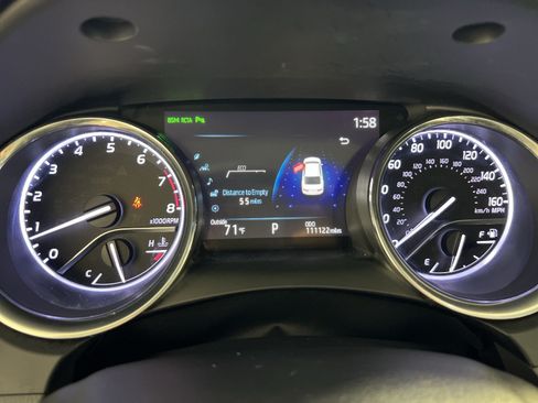 Used 2019 Toyota Camry XLE w/ Driver Assist Package FWD image 18
