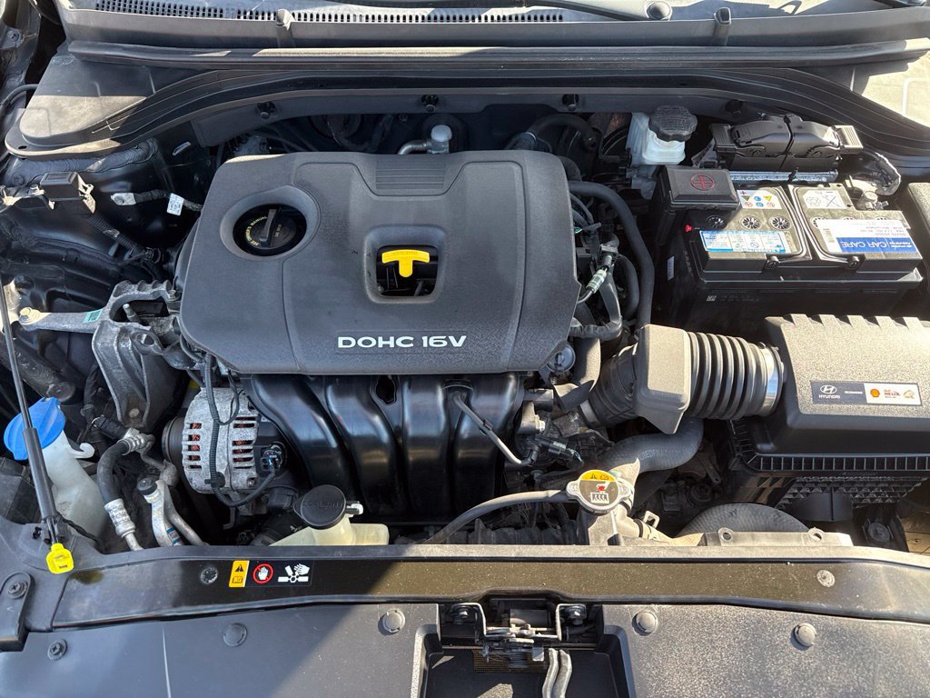 Used 2017 Hyundai Elantra Limited FWD image 44