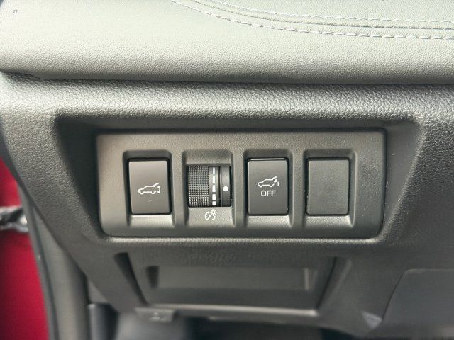 Used 2025 Subaru Outback Touring XT AWD/4WD image 31