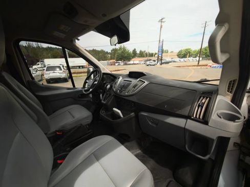 Used 2018 Ford Transit 350 XL RWD image 34