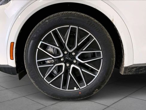 New 2026 Ford Mustang Mach-E Premium image 9