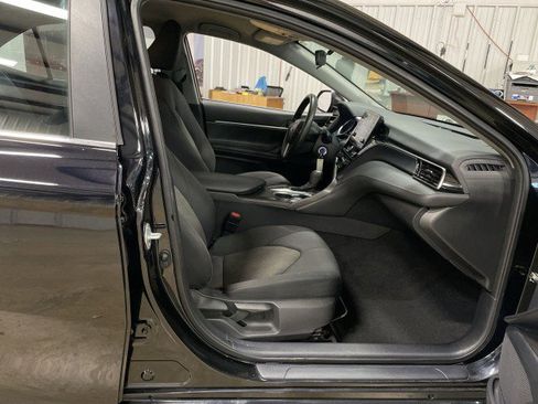 Used 2022 Toyota Camry LE FWD image 25