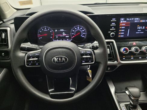 Used 2021 Kia Sorento LX FWD image 22