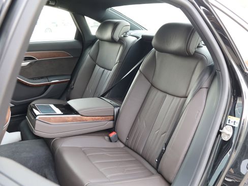 Used 2021 Audi A8 L 4.0T w/ Executive Plus Package image 34